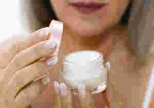 8种皮肤吸收剂的有益和有害化学成分（第2部分）